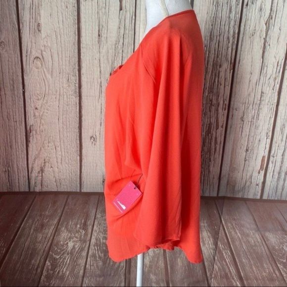 Vince Camuto center seam blouse size large nwt - Picture 3 of 9